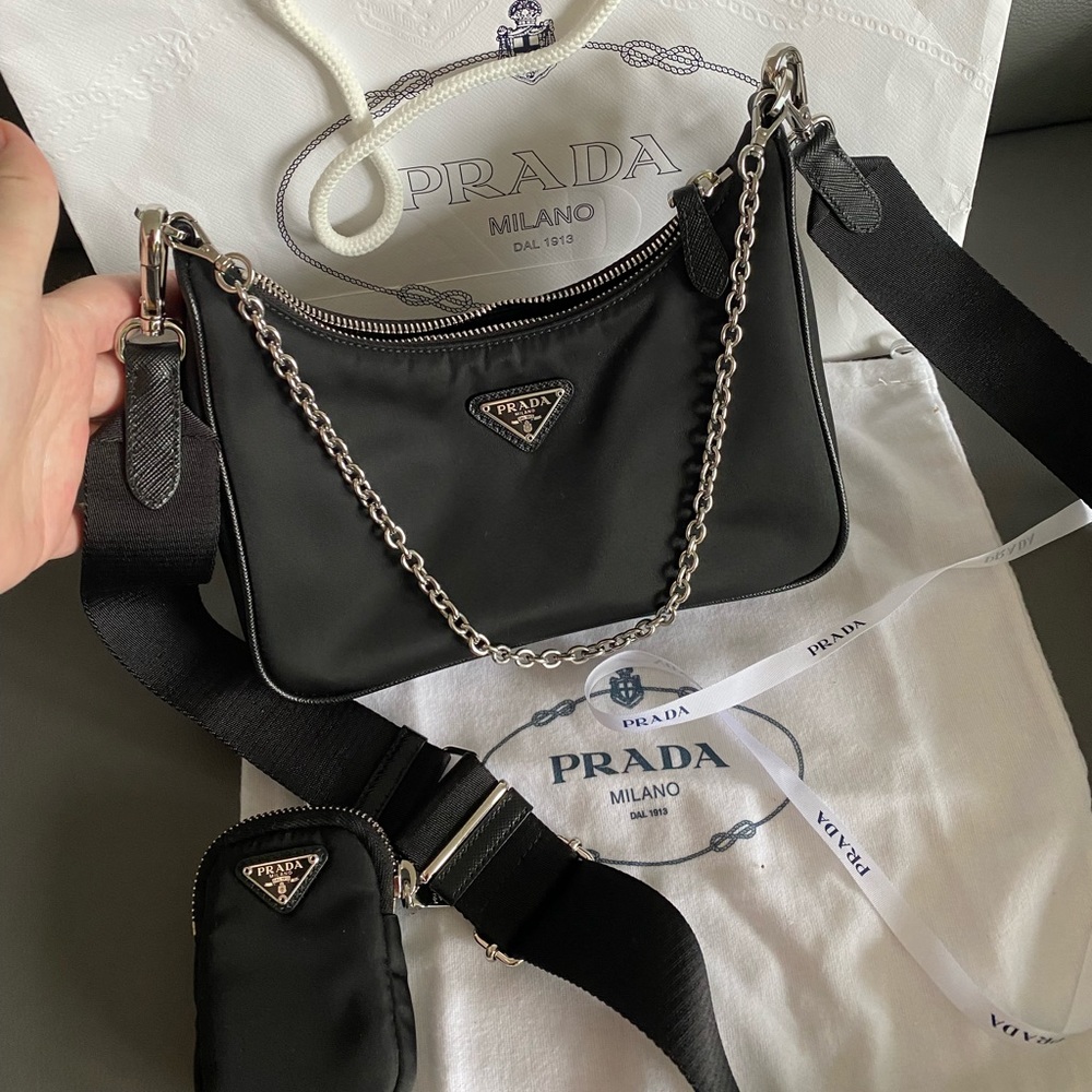 ❌SOLD❌PRADA RE-EDITION 2005 - Picture 1 of 10